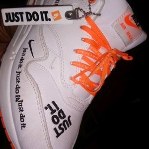 Meet your Posher, Rickie